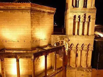 Diocletian & דירה ספליט